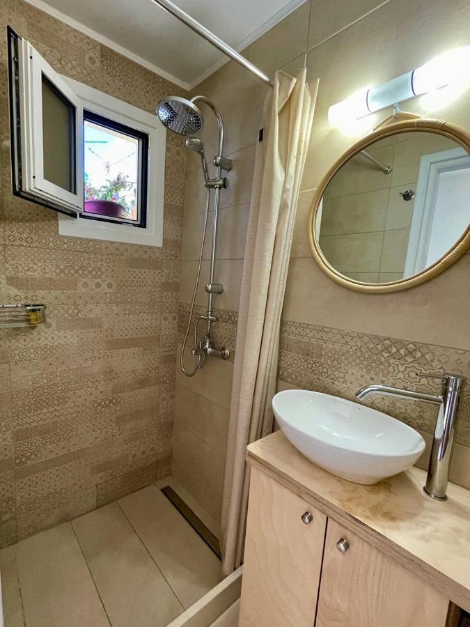 Ilianas Place *